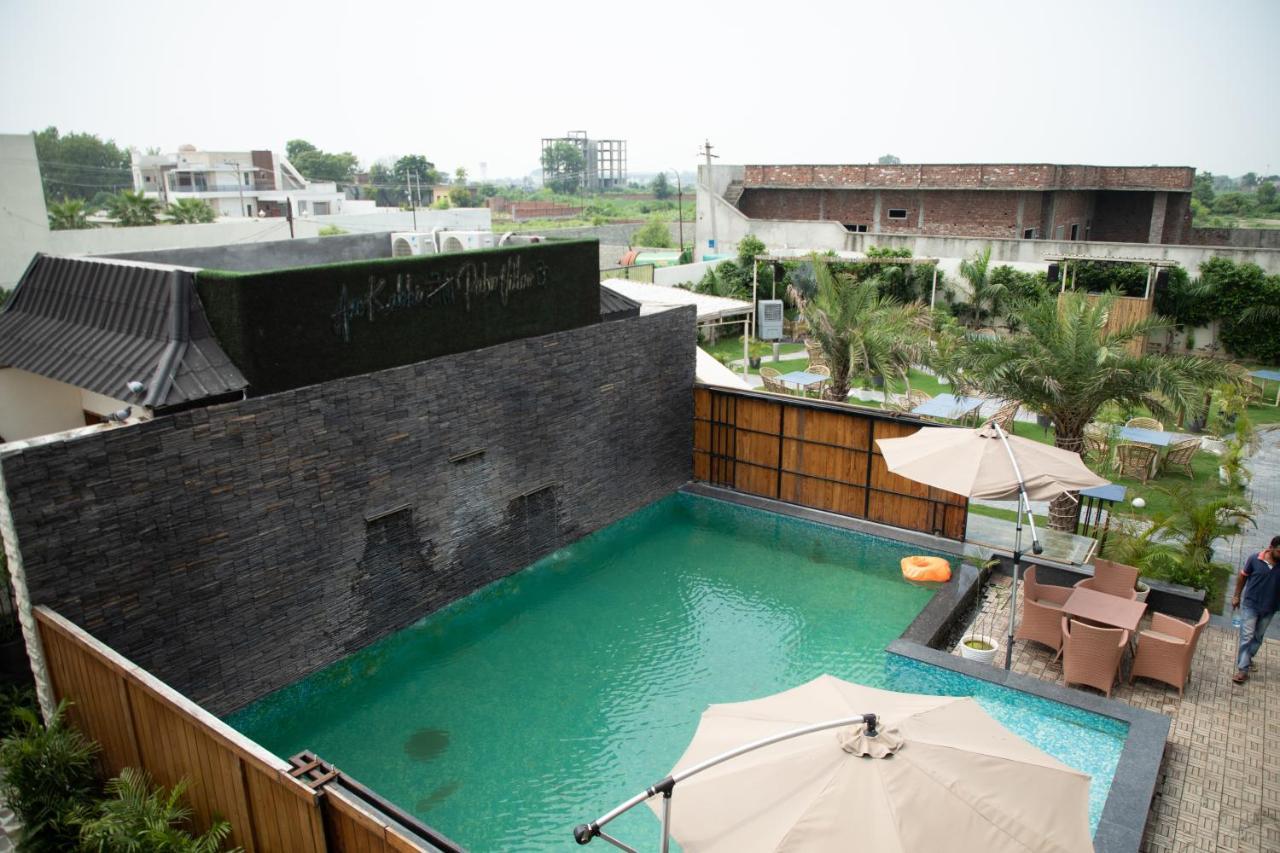 Palm Villas 암리차르 외부 사진
